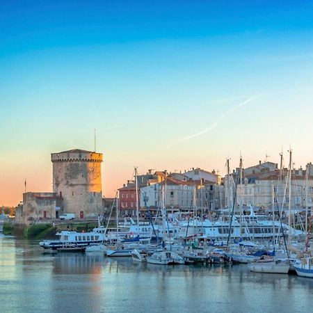 Maison Centre Ville Avec Jardin , Terrasse, Et Garage Velos La Rochelle  Esterno foto