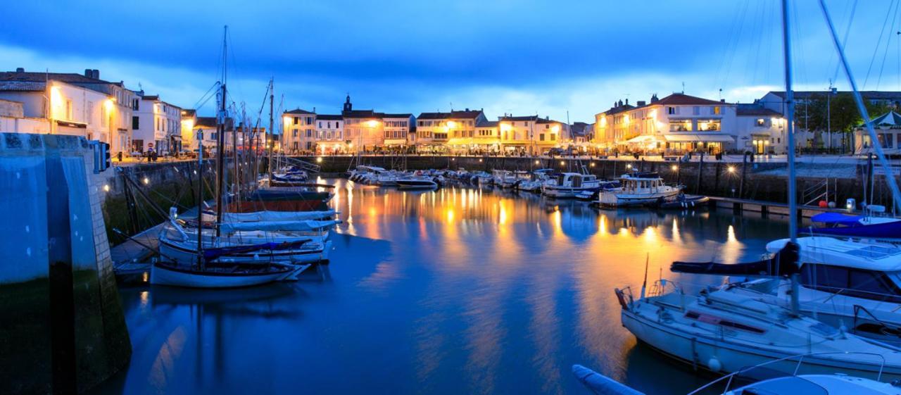 Maison Centre Ville Avec Jardin , Terrasse, Et Garage Velos La Rochelle  Esterno foto